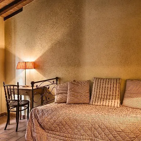 Borgo Di Pietrafitta Relais شقة *