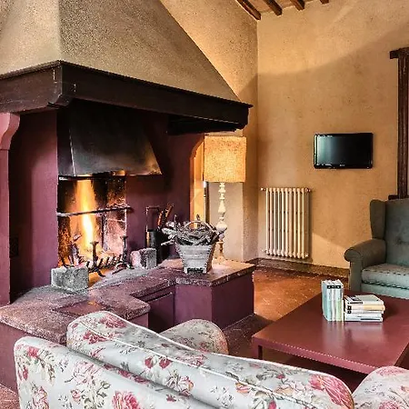 Borgo Di Pietrafitta Relais شقة كاستيلّينا إنْ كْيانت