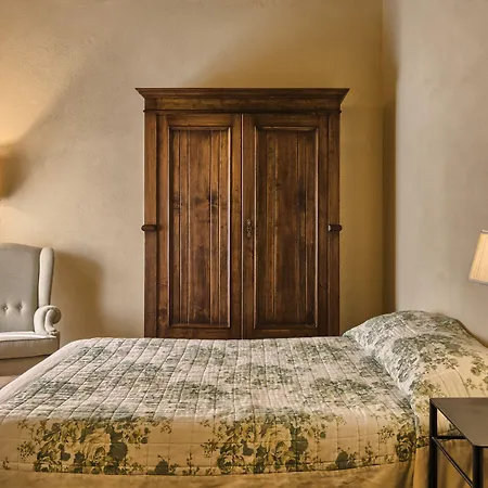 Borgo Di Pietrafitta Relais كاستيلّينا إنْ كْيانت