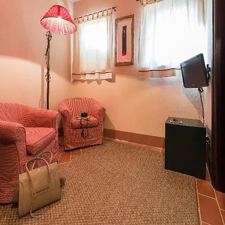 Borgo Di Pietrafitta Relais شقة *
