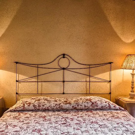 Borgo Di Pietrafitta Relais كاستيلّينا إنْ كْيانت